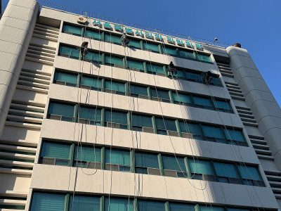  건물 외벽 청소